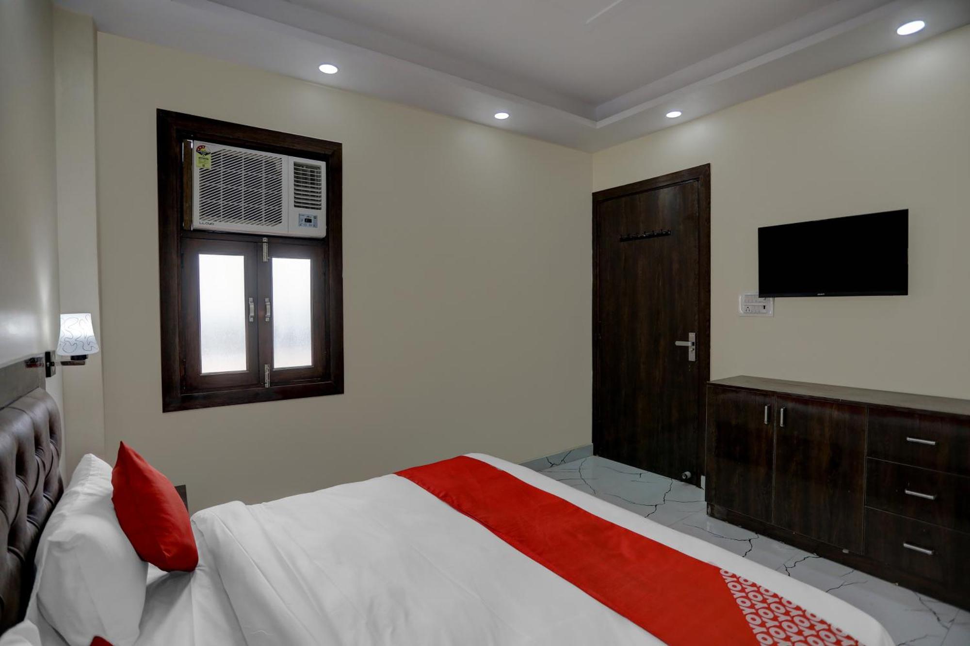 Hotel O Diamond Inn Ню Делхи Екстериор снимка